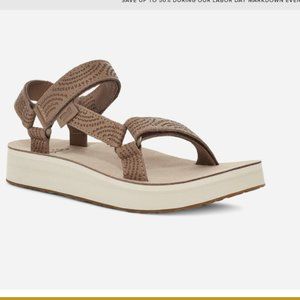 Teva Midform Universal Geometric Sandals